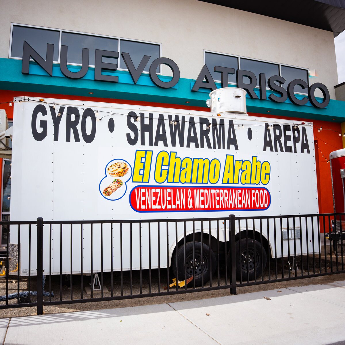 El Chamo Arabe food truck at Nuevo Atrisco